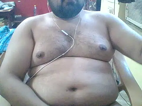 Snapshot of ARYANAVAILABLE chatting on 09.22.25 ARYANAVAILABLE online show from 09.22.25