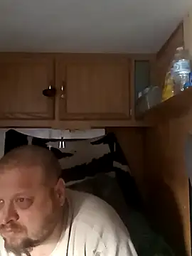 Snapshot of tjmacksjr chatting on 12.16.25 tjmacksjr online show from 12.16.25