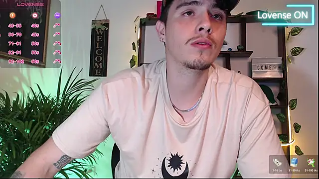 Snapshot of colby_scott chatting on 10.25.25 colby scott online show from 10.25.25