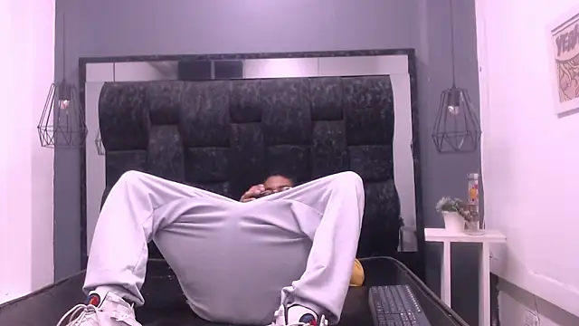 Jose Smoke online show from 03.03.25