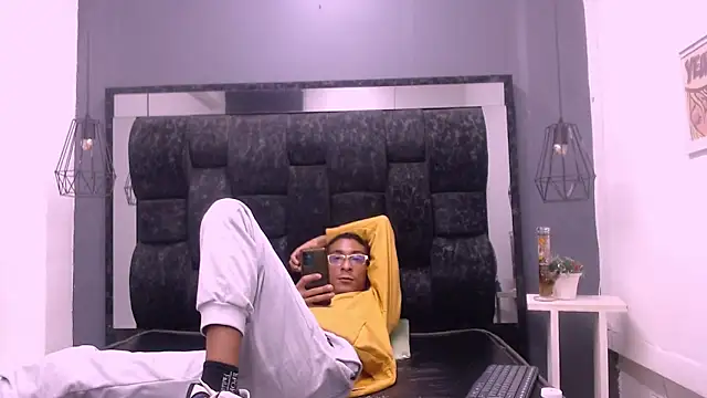 Jose Smoke online show from 03.03.25