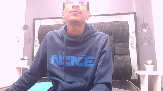 Jose Smoke online show from 03.07.25