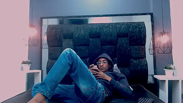 Jose Smoke online show from 03.19.25