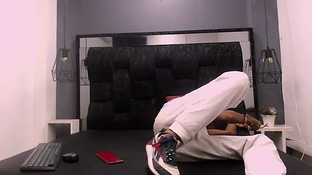 Jose Smoke online show from 09.10.25