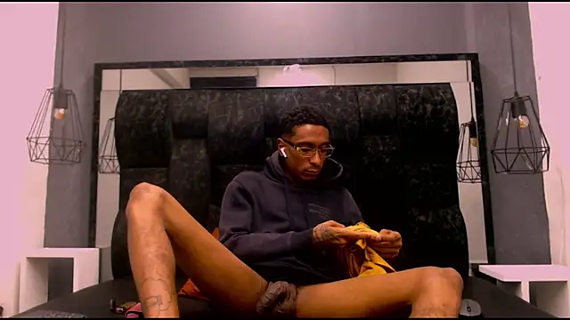 Jose Smoke online show from 09.19.25