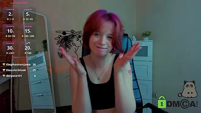 Snapshot of Alina_Mills chatting on 12.06.24 Alina Mills online show from 12.06.24