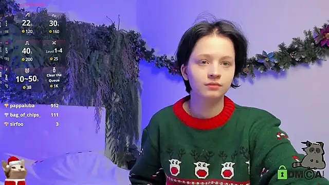 Snapshot of Alina_Mills chatting on 12.31.24 Alina Mills online show from 12.31.24