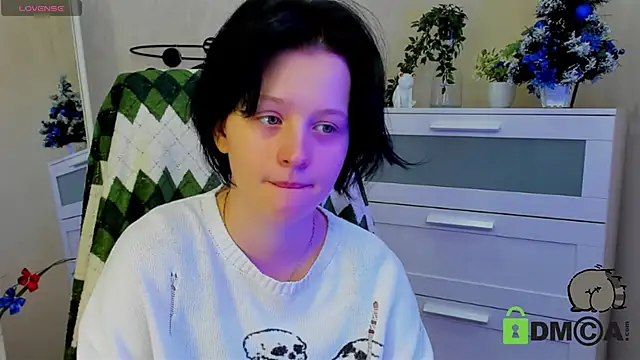 Snapshot of Alina_Mills chatting on 01.08.25 Alina Mills online show from 01.08.25