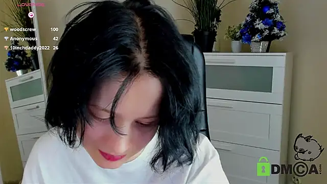 Snapshot of Alina_Mills chatting on 01.11.25 Alina Mills online show from 01.11.25