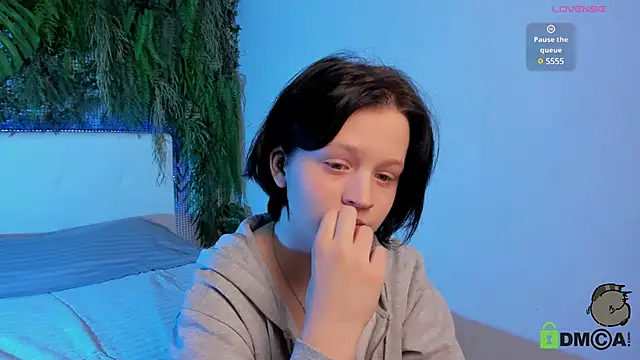 Snapshot of Alina_Mills chatting on 02.03.25 Alina Mills online show from 02.03.25