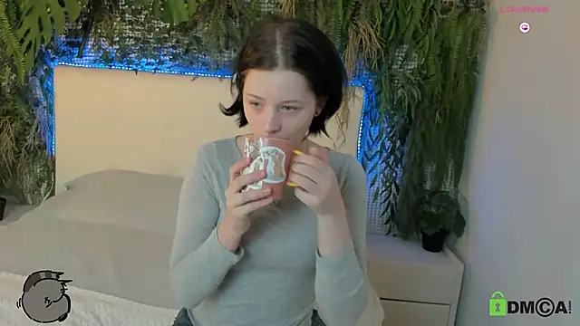 Snapshot of Alina_Mills chatting on 03.03.25 Alina Mills online show from 03.03.25