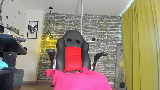 Snapshot of iam_samy_ chatting on 02.10.25 iam samy online show from 02.10.25