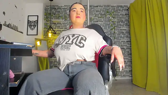 Snapshot of iam_samy_ chatting on 03.07.25 iam samy online show from 03.07.25