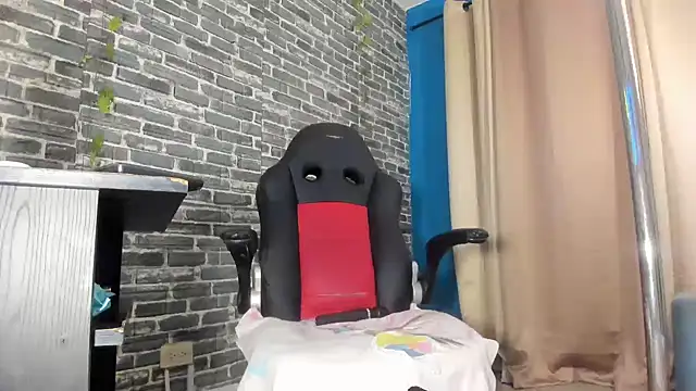 Snapshot of iam_samy_ chatting on 09.22.25 iam samy online show from 09.22.25