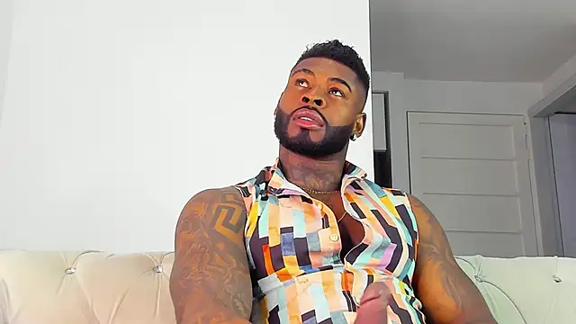 Makonneen online show from 11.12.25