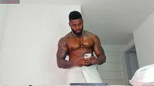 Makonneen online show from 03.08.26