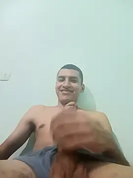 Snapshot of Rogersmit2 chatting on 02.27.25 Rogersmit2 online show from 02.27.25