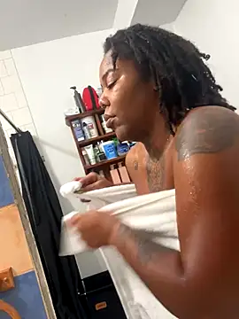 Snapshot of Goddess_Nafeesha chatting on 01.06.26 Goddess Nafeesha online show from 01.06.26