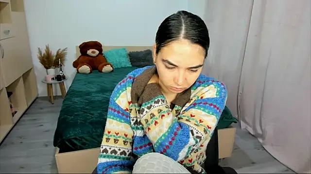 Snapshot of Alexa_Dolly12 chatting on 09.22.25 Alexa Dolly12 online show from 09.22.25