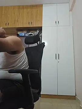 Hornie small Dick01 online show from 03.11.26