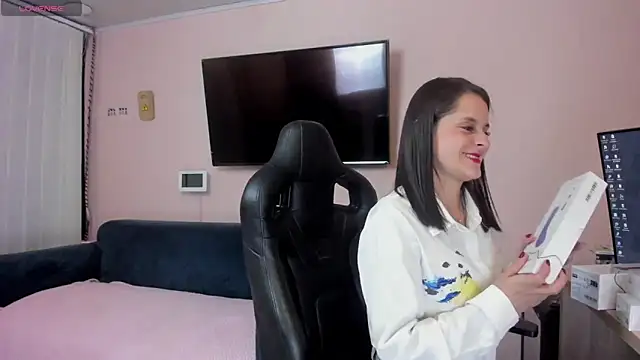 Alice milf  online show from 02.01.25