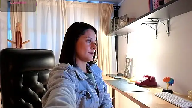 Alice milf  online show from 11.27.25