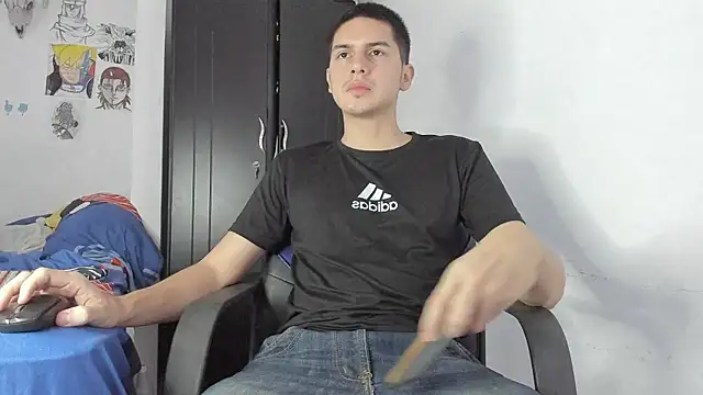 Snapshot of SonSett chatting on 02.19.26 SonSett online show from 02.19.26