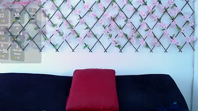 tiffany gomez9 online show from 11.22.25