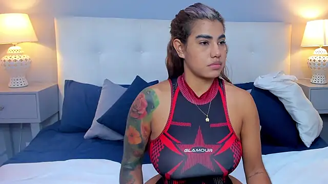 SaraaJhonsonn online show from 10.07.25