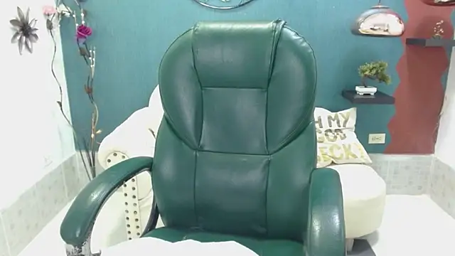 Melikasweetz online show from 12.29.24