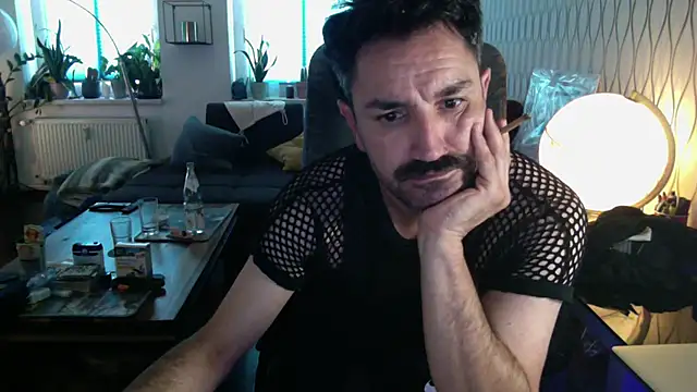 tomz0819 online show from 07.25.26