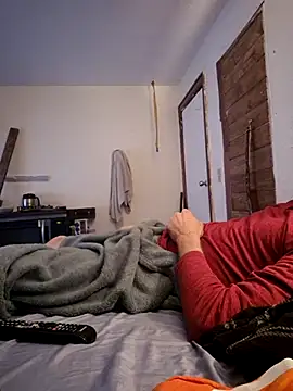 Snapshot of BigDDave6979 chatting on 11.21.25 BigDDave6979 online show from 11.21.25