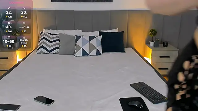 MiaBecky online show from 02.06.25