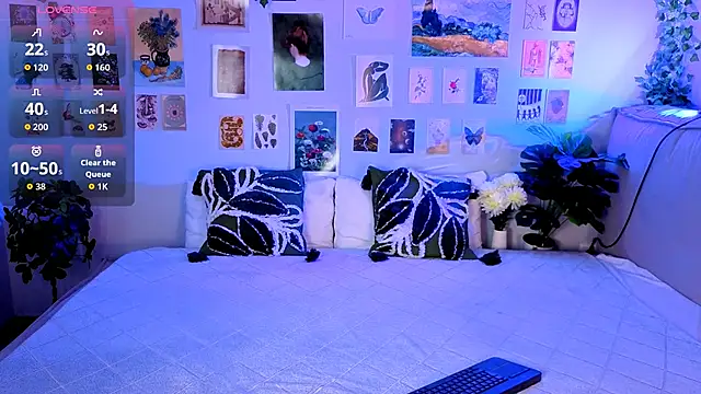 MiaBecky online show from 04.22.26