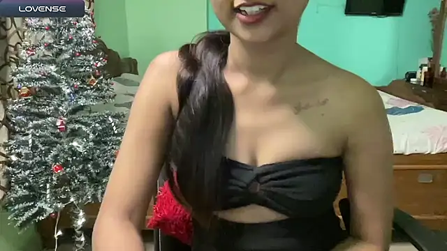 senorita78 online show from 12.28.24