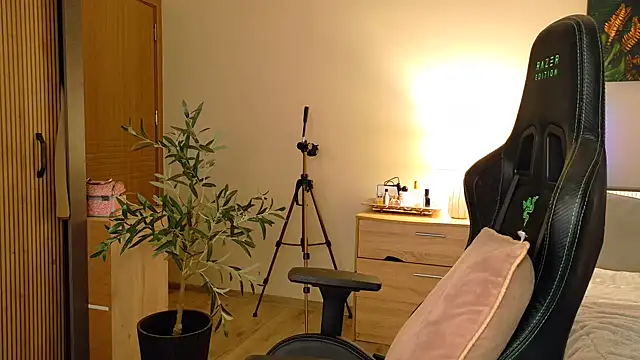 joycesilver online show from 01.19.26