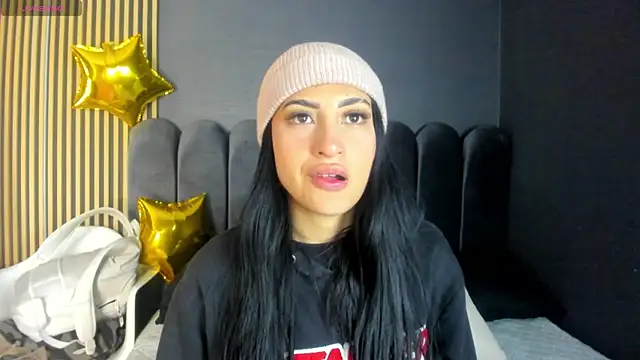 Nicolette ks  online show from 10.08.25