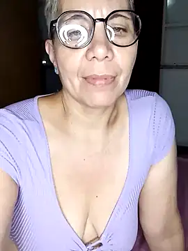 luz bella online show from 12.16.24