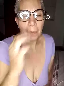 luz bella online show from 01.04.25