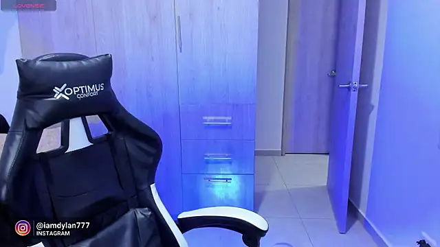 Iamdylan777 online show from 02.12.25