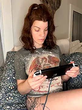 wildefaye online show from 11.23.25