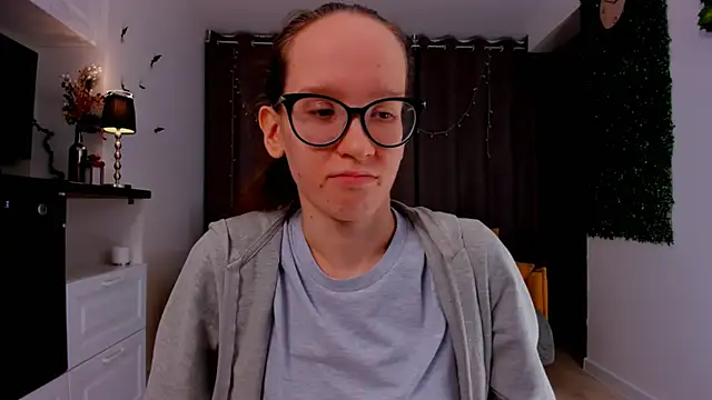 BettyBrowni online show from 02.13.25