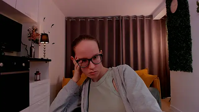 BettyBrowni online show from 03.02.25