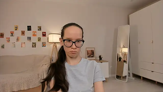 BettyBrowni online show from 03.12.25