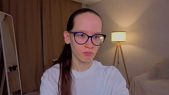 BettyBrowni online show from 03.12.26