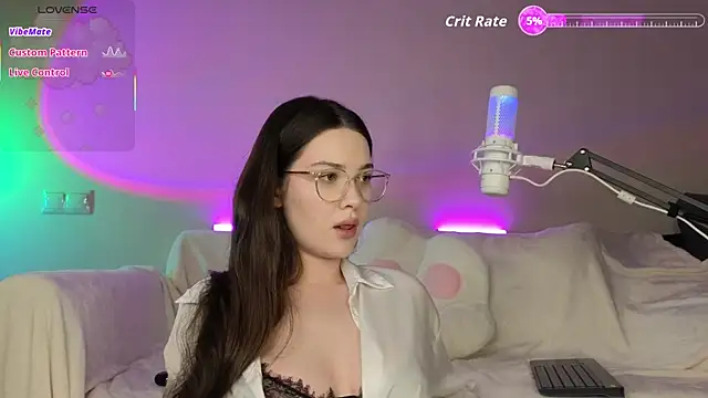 AokiAnna online show from 11.16.25