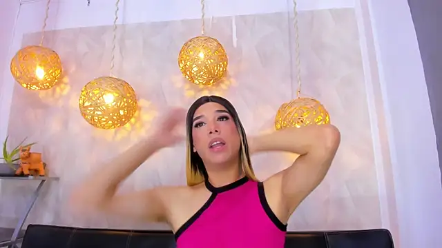 victoria aleia  online show from 01.28.25