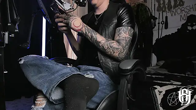 allanhurtss online show from 01.01.25