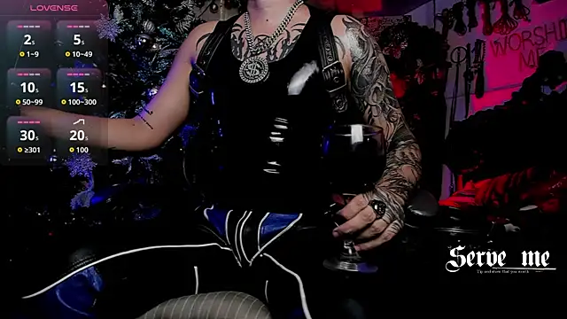 Snapshot of allanhurtss chatting on 12.22.25 allanhurtss online show from 12.22.25