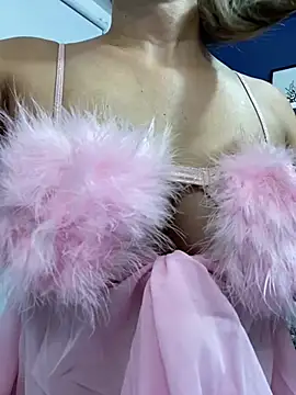 Isakeys  online show from 02.14.25